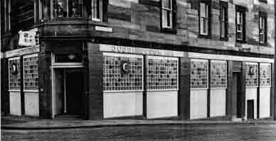 Duddington Inn Edinburgh 1972